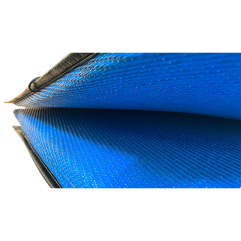 Víceúčelová přenosná pěnová podložka na spaní