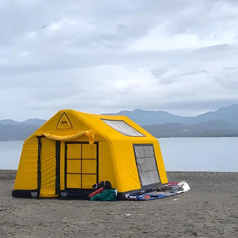 Ohnivzdorný a antibakteriální nafukovací kempingový stan Glamour pro 8-10 osob